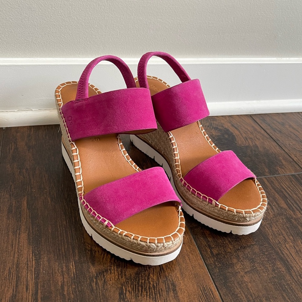 Gentle Souls by Kenneth Cole Wedges